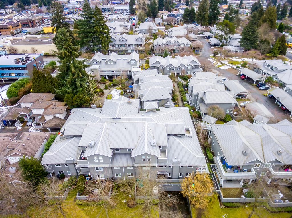 106-1523 BOWSER AVE