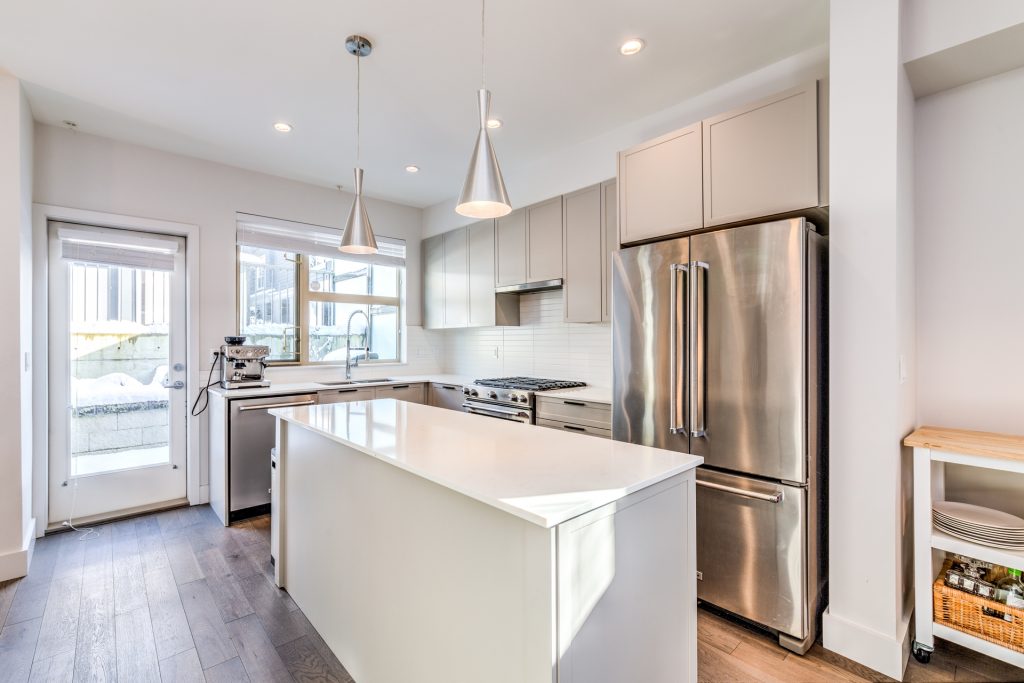 10 244 E 5Th Street, North Vancouver