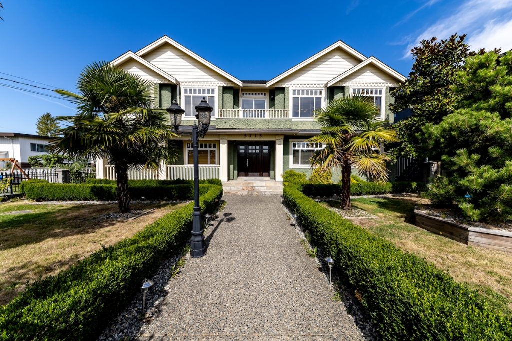 5315 Parker St, Burnaby