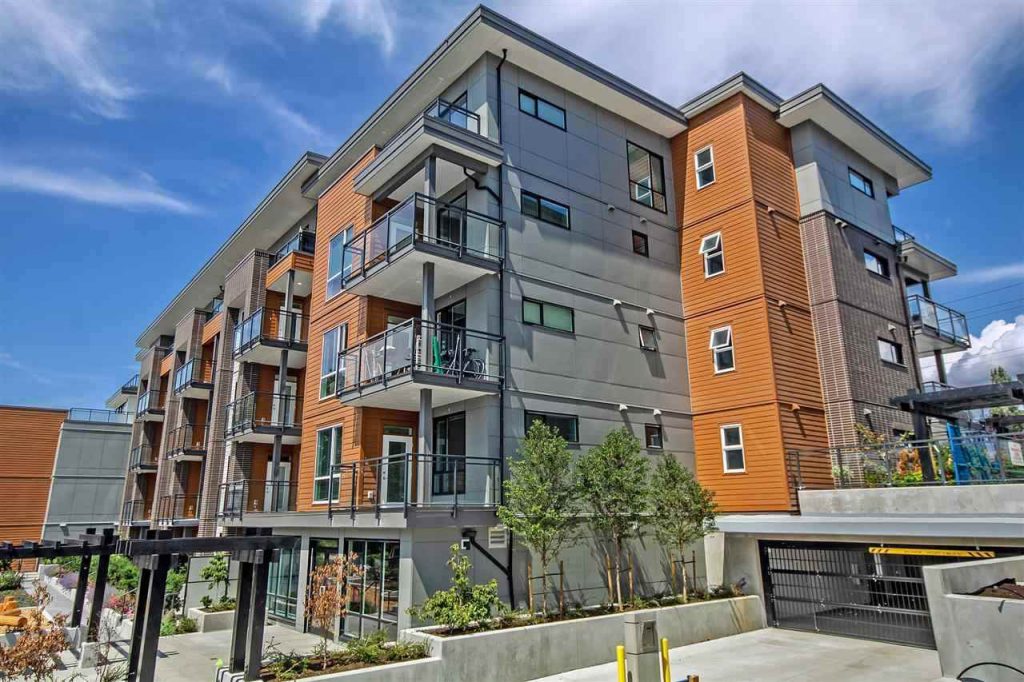 109 615 E 3RD St, North Vancouver