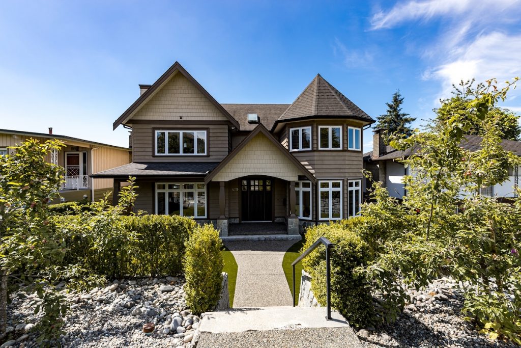 429 E 5th Street, North Vancouver
