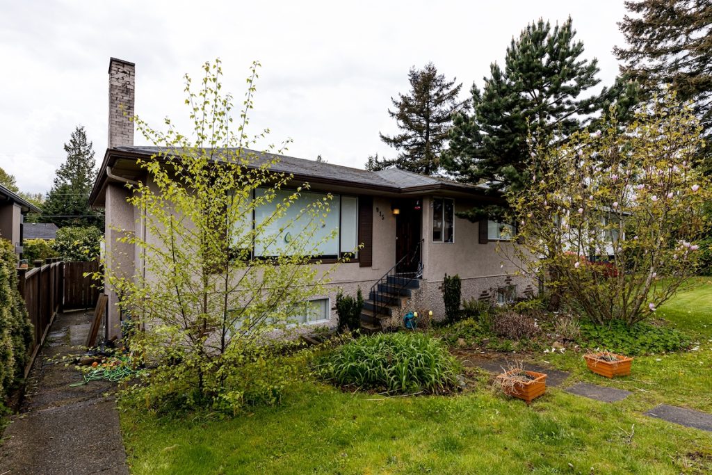 915 E 14th Street, North Vancouver