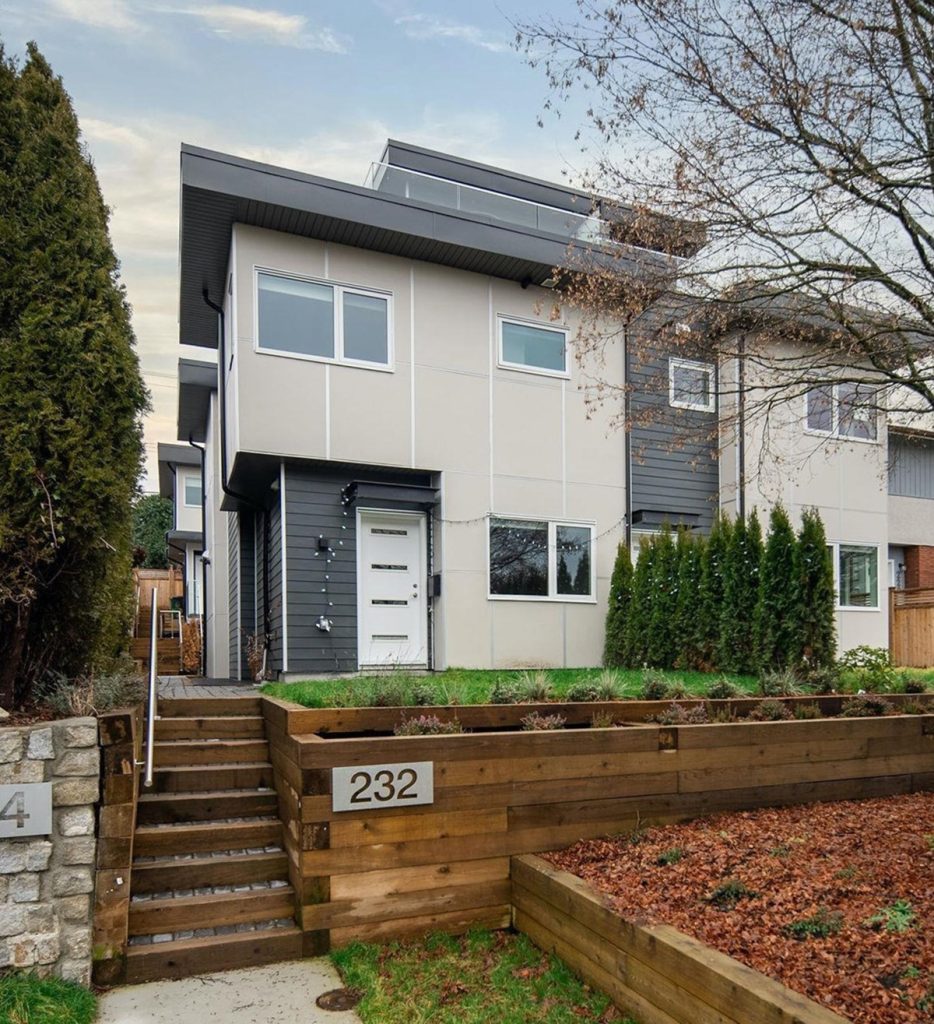 232 W 5th Street, North Vancouver