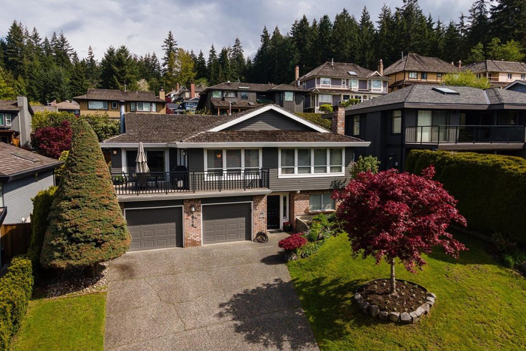 2946 Dresden Way, North Vancouver