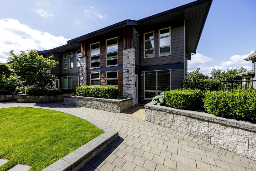 5 244 E 5TH STREET, NORTH VANCOUVER