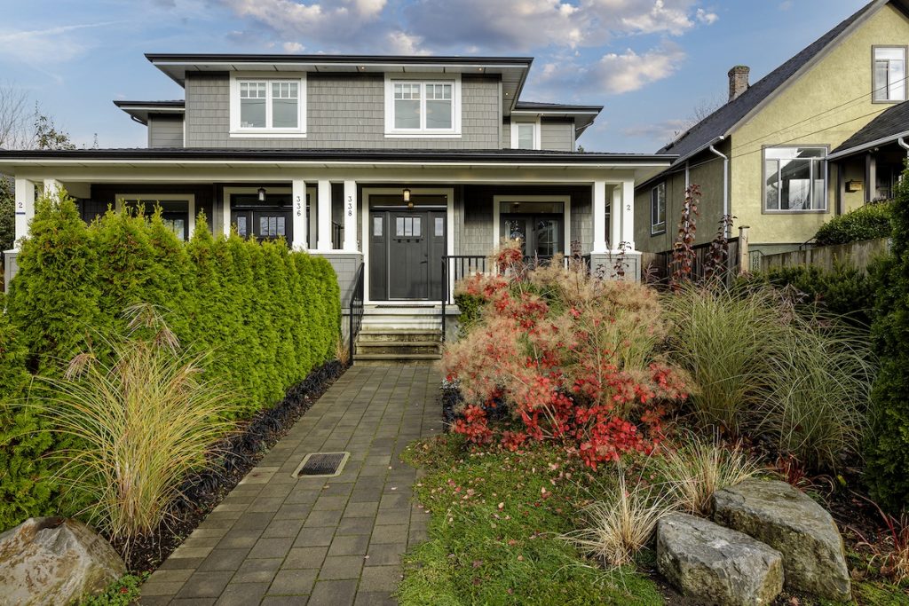 338 E 9th Street, North Vancouver