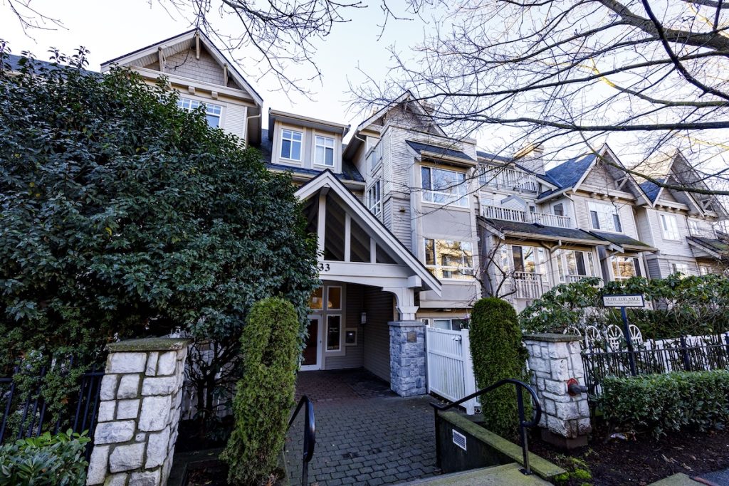 218 333 E 1ST STREET, NORTH VANCOUVER