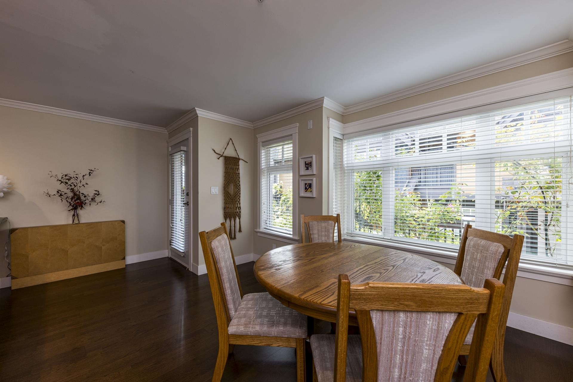 2 263 E 5TH STREET 20